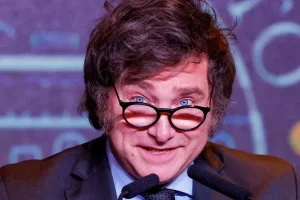 Marcela Pagano denunció penalmente a Javier Milei por supuesto “encubrimiento” de delitos