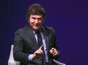 Dura caída de Milei en el ranking regional de presidentes: en qué puesto se posiciona