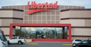La Anónima avanza con el control del hipermercado y garantizan continuidad laboral para los empleados