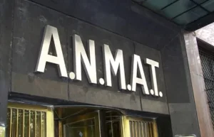 La ANMAT actualizó aranceles y redujo costos para el 75% de los importadores de medicamentos