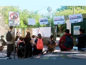 Docentes universitarios iniciaron una semana de paro en todo el país