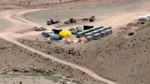 Incertidumbre en el sector minero tras la rescisión de contratos de transporte en Hualilán