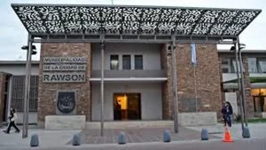 El plan de Rawson para capacitar trabajadores y entrar en la cadena minera