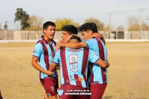 Alianza aprovechó la caída de Colón y se adueñó de la punta