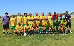 Defensa FC busca el ascenso en Adepu con una historia familiar